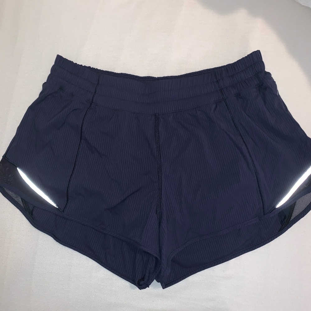 Navy Blue Hotty Hot Shorts 2.5 lululemon NWOT